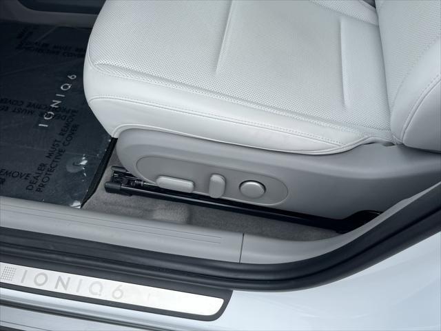 2025 Hyundai IONIQ 6 Limited