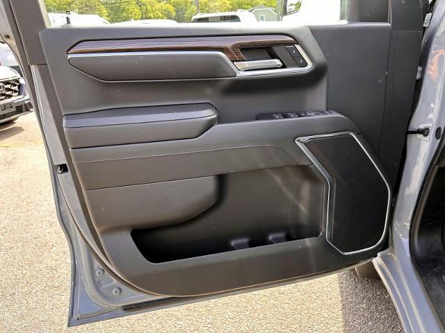 2024 Chevrolet Silverado 1500 4WD Crew Cab Short Bed LT with 2FL