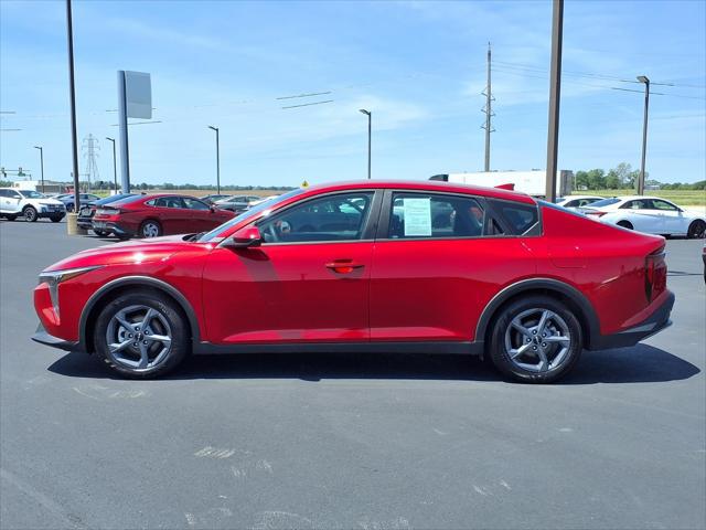 2025 Kia K4 LXS