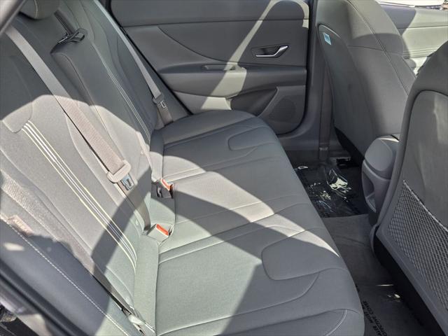 2025 Hyundai Elantra SEL Convenience