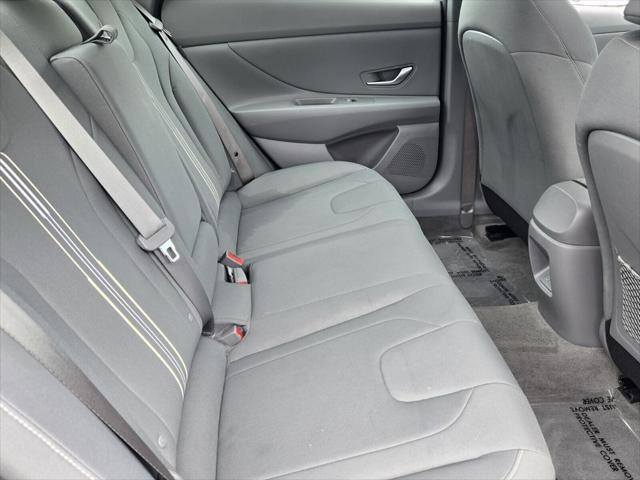 2025 Hyundai Elantra SEL Convenience