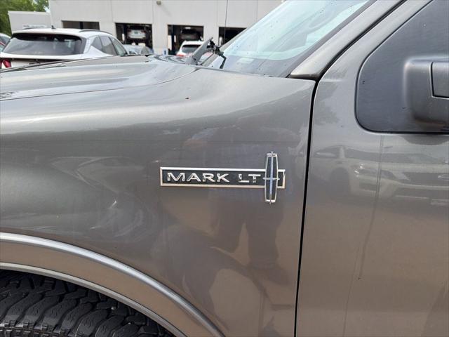 2007 Lincoln Mark LT Base