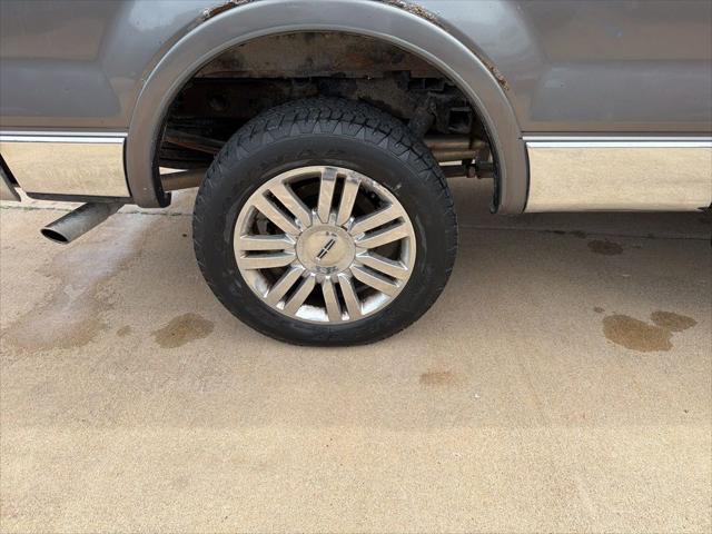 2007 Lincoln Mark LT Base