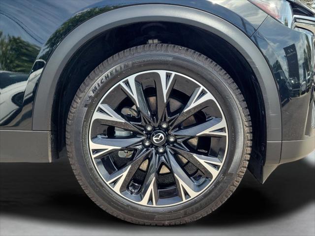 2024 Mazda X-90 Premium Plus