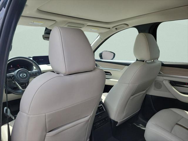 2024 Mazda X-90 Premium Plus