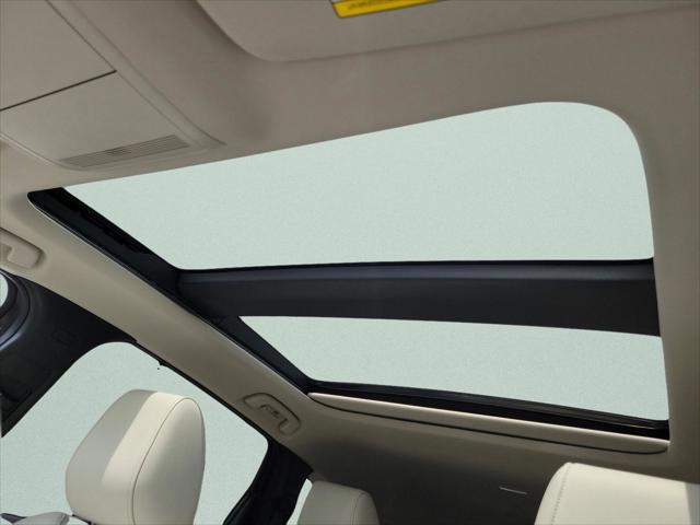 2024 Mazda X-90 Premium Plus