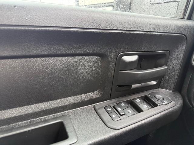 2025 Ram 3500 Tradesman Crew Cab 4x4 8' Box