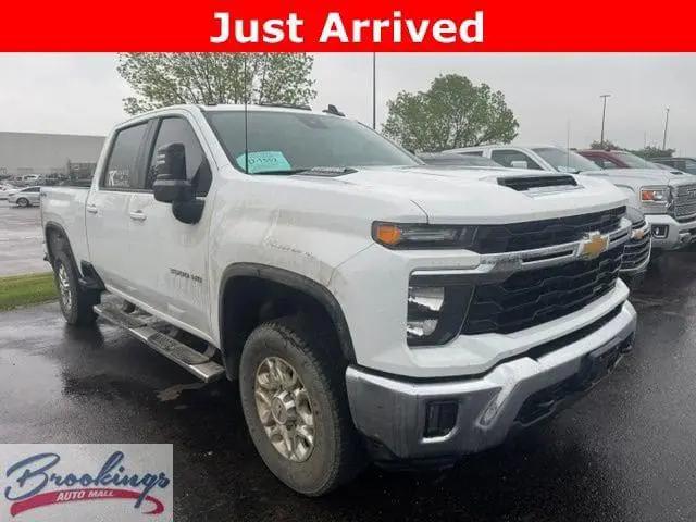 2024 Chevrolet Silverado 3500HD 4WD Crew Cab Standard Bed LT for sale in Brookings, SD