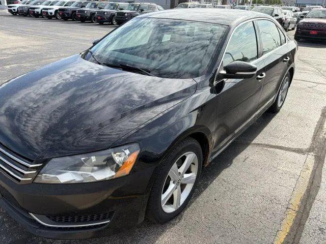 2013 Volkswagen Passat 2.5L SE for sale in Sheboygan, WI