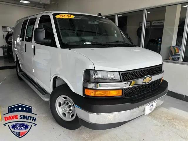 2024 Chevrolet Express Cargo Van RWD 2500 Regular Wheelbase WT for sale in Williamsville, NY