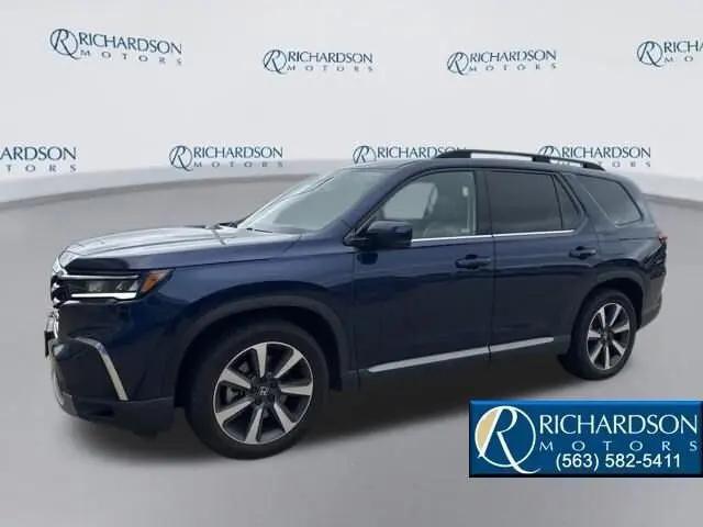 2023 Honda Pilot AWD Elite for sale in Dubuque, IA
