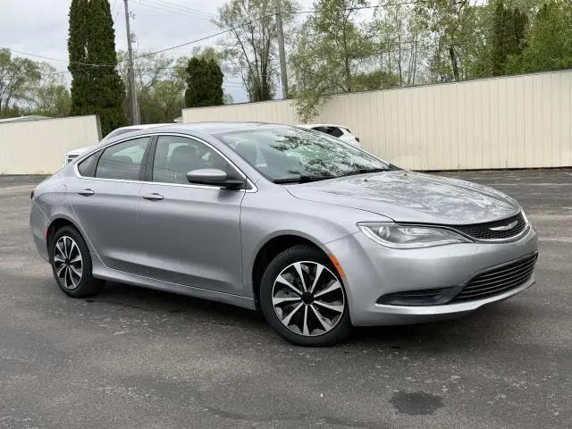 2016 Chrysler 200 LX for sale in St Louis, MI