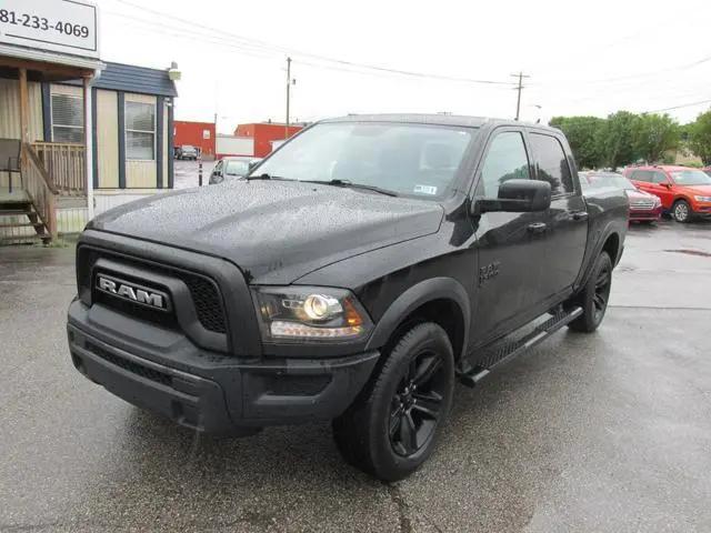 2022 Ram 1500 Classic Warlock Crew Cab 4x4 5'7" Box for sale in Hurricane, WV