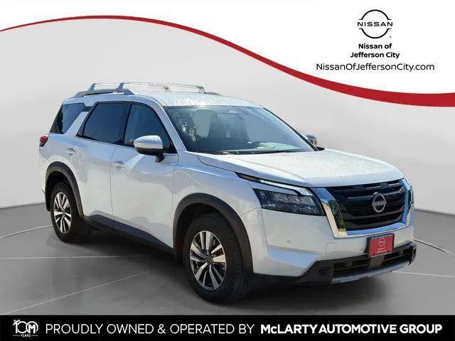 2025 Nissan Pathfinder SL 4WD for sale in Jefferson City, MO