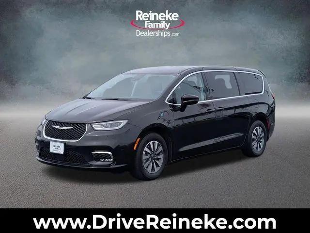 2024 Chrysler Pacifica Hybrid Select for sale near Findlay, OH