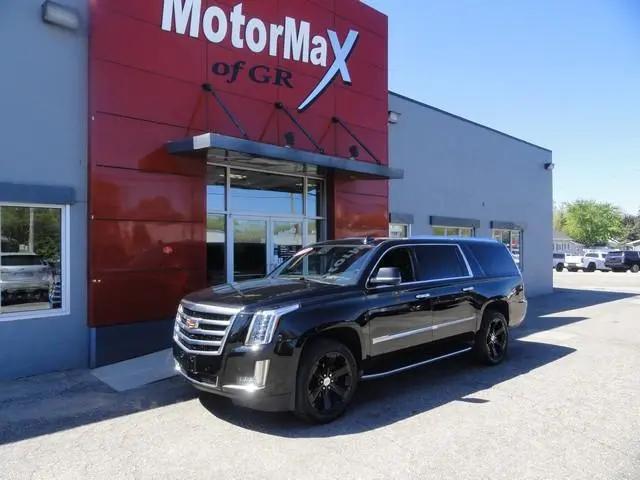 2017 Cadillac Escalade ESV Luxury for sale in Grandville, MI