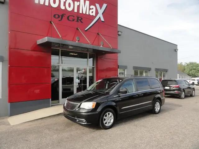 2012 Chrysler Town & Country Touring for sale in Grandville, MI