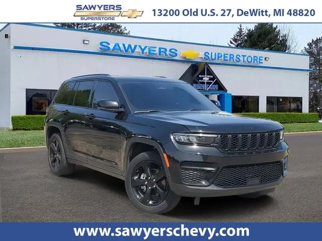 2022 Jeep Grand Cherokee Altitude 4x4 for sale in DeWitt Township, MI