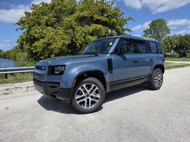 2026 Land Rover Defender P400 X-Dynamic SE for sale in West Palm Beach, FL
