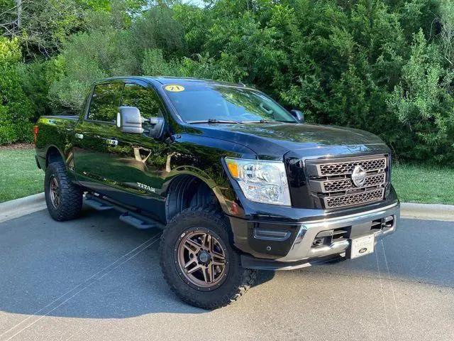 2021 Nissan Titan Crew Cab SV 4x4 for sale in Charlotte, NC