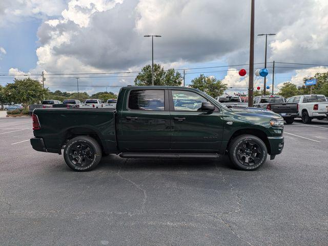 2026 RAM 1500 RAM 1500 EXPRESS CREW CAB 4X4 57 BOX