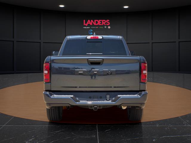 2026 RAM 1500 RAM 1500 EXPRESS QUAD CAB 4X2 64 BOX