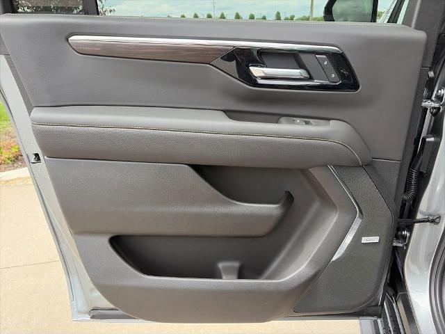 2026 Chevrolet Suburban Premier, 4WD
