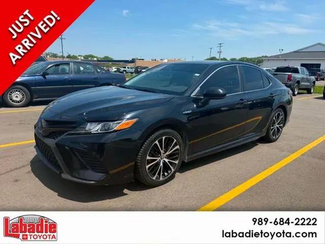 2020 Toyota Camry SE Hybrid for sale in Bay City, MI
