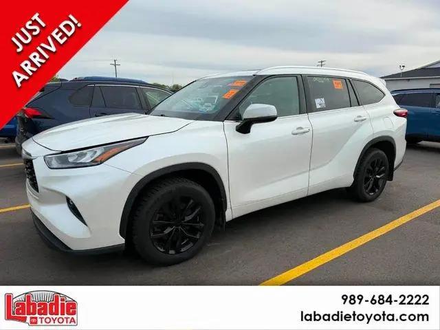 2020 Toyota Highlander XLE for sale in Bay City, MI