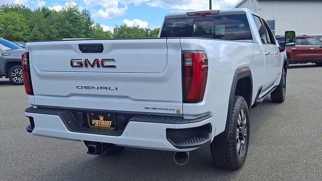 2026 GMC Sierra 2500HD Crew Cab, Long Bed, Denali, 4WD