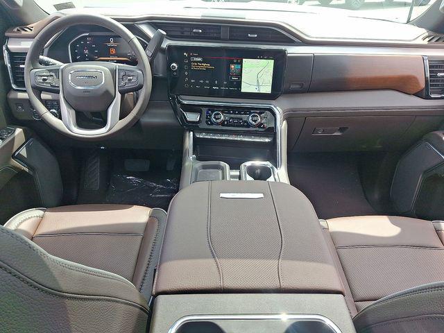 2026 GMC Sierra 2500HD Crew Cab, Long Bed, Denali, 4WD