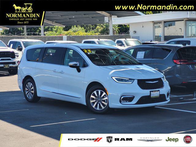 2023 Chrysler Pacifica Hybrid Limited for sale in San Jose, CA