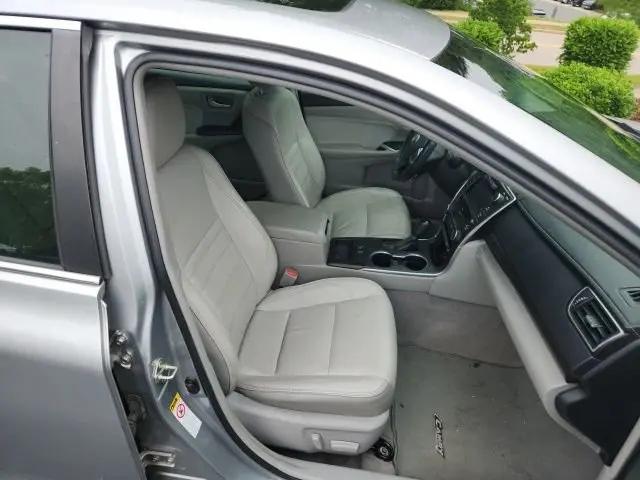 2017 Toyota Camry XLE