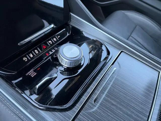 2024 Jeep Wagoneer Series II 4x4