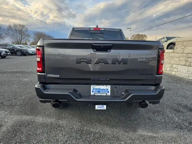 2026 Ram 1500 Warlock Crew Cab 4x4 5'7" Box