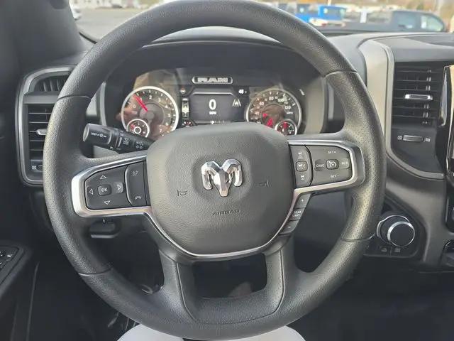 2026 Ram 1500 Warlock Crew Cab 4x4 5'7" Box