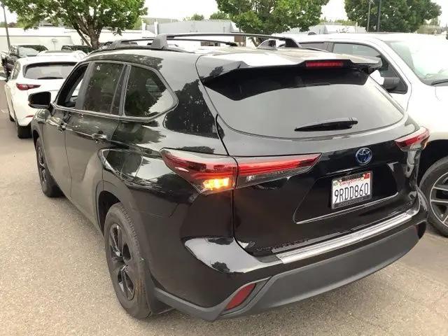 2024 Toyota Highlander Hybrid XLE Nightshade