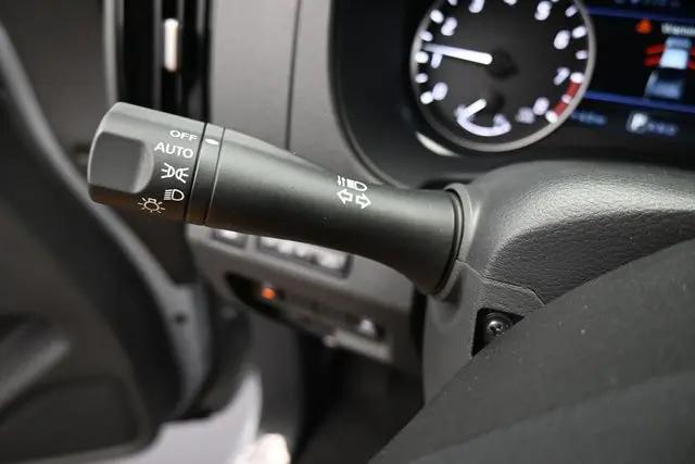 2026 Nissan Frontier Crew Cab SV 4x2