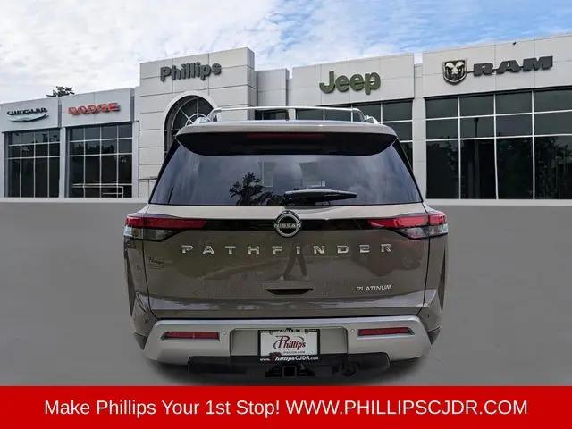2024 Nissan Pathfinder Platinum FWD