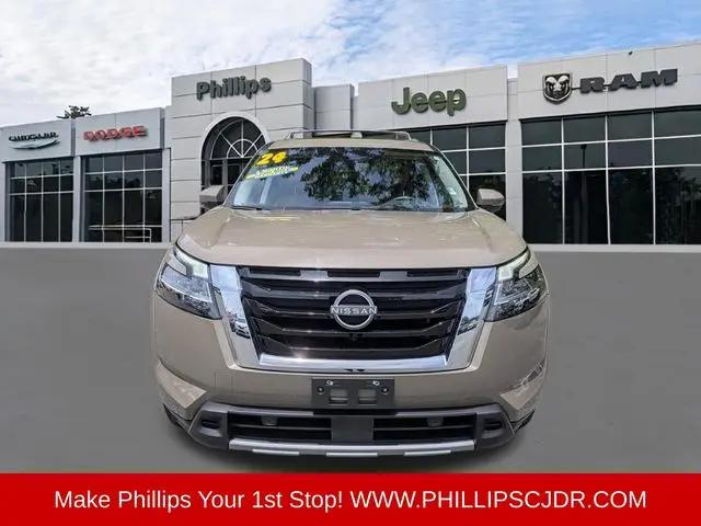2024 Nissan Pathfinder Platinum FWD