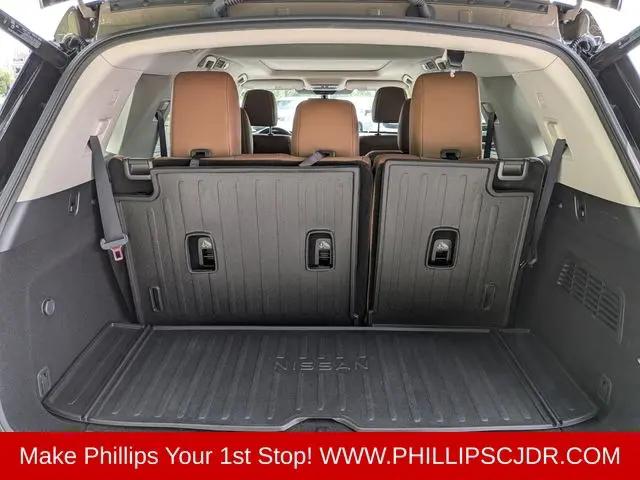 2024 Nissan Pathfinder Platinum FWD