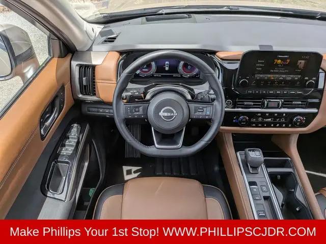2024 Nissan Pathfinder Platinum FWD