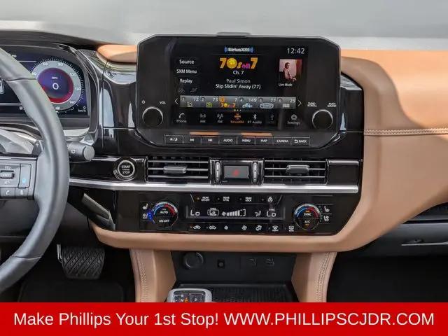 2024 Nissan Pathfinder Platinum FWD