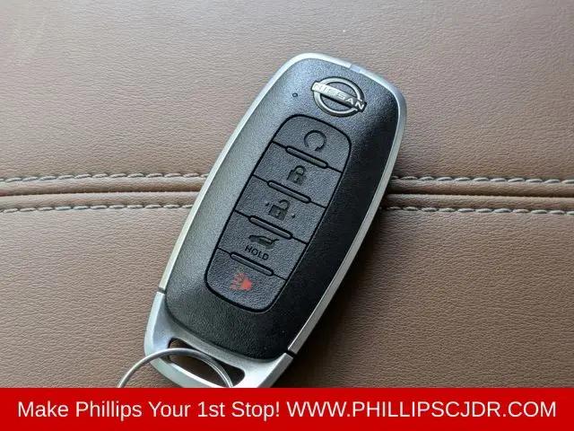 2024 Nissan Pathfinder Platinum FWD