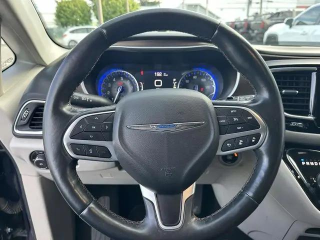 2017 Chrysler Pacifica Touring-L Plus