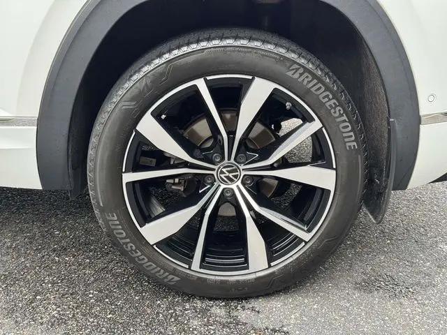 2024 Volkswagen Atlas Cross Sport 2.0T SEL Premium R-Line