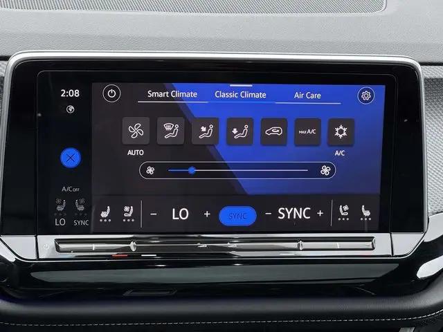 2024 Volkswagen Atlas Cross Sport 2.0T SEL Premium R-Line
