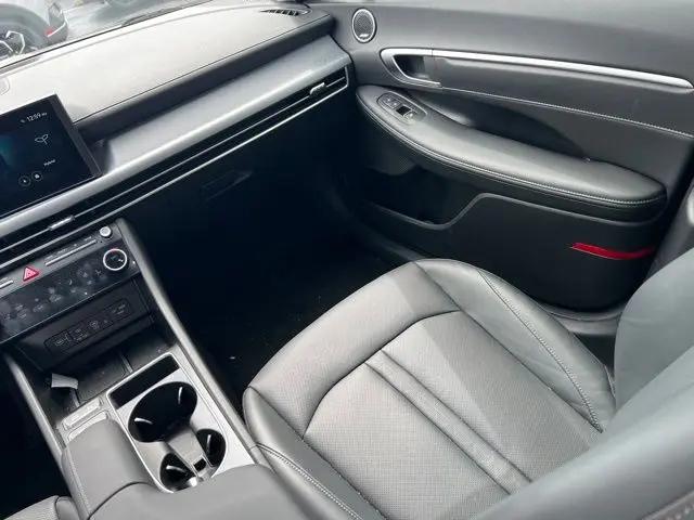 2024 Hyundai Sonata Hybrid Limited
