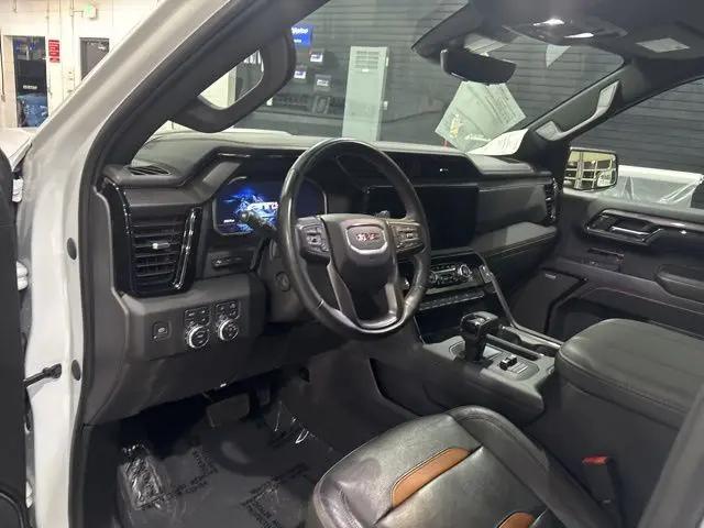 2023 GMC Sierra 1500 4WD Crew Cab Short Box AT4