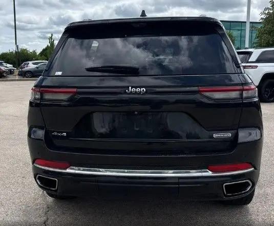 2022 Jeep Grand Cherokee Overland